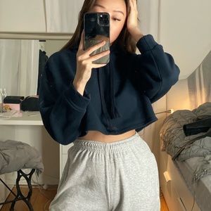 Korean cropped navy hoodie
